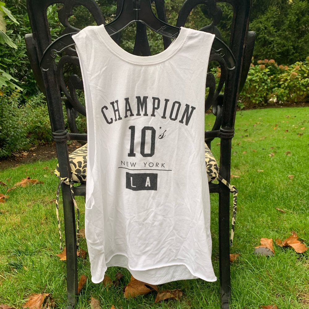 Muscle tee